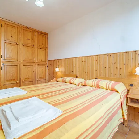2 Bedroom Gorgeous Apartment In Camogli Apartment