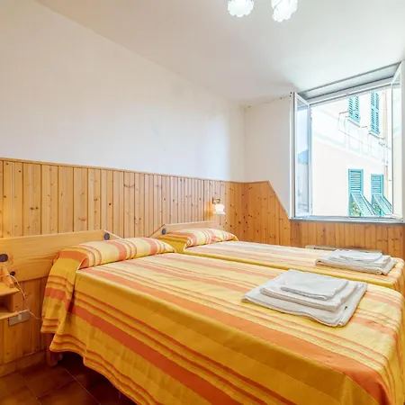 2 Bedroom Gorgeous Apartment In Camogli Apartment